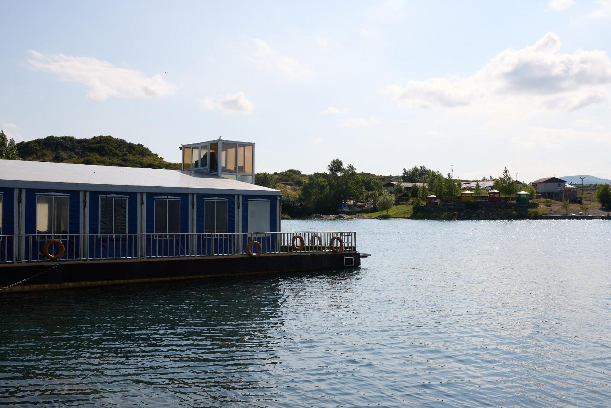 Noy Land Resort Sevan Exterior photo