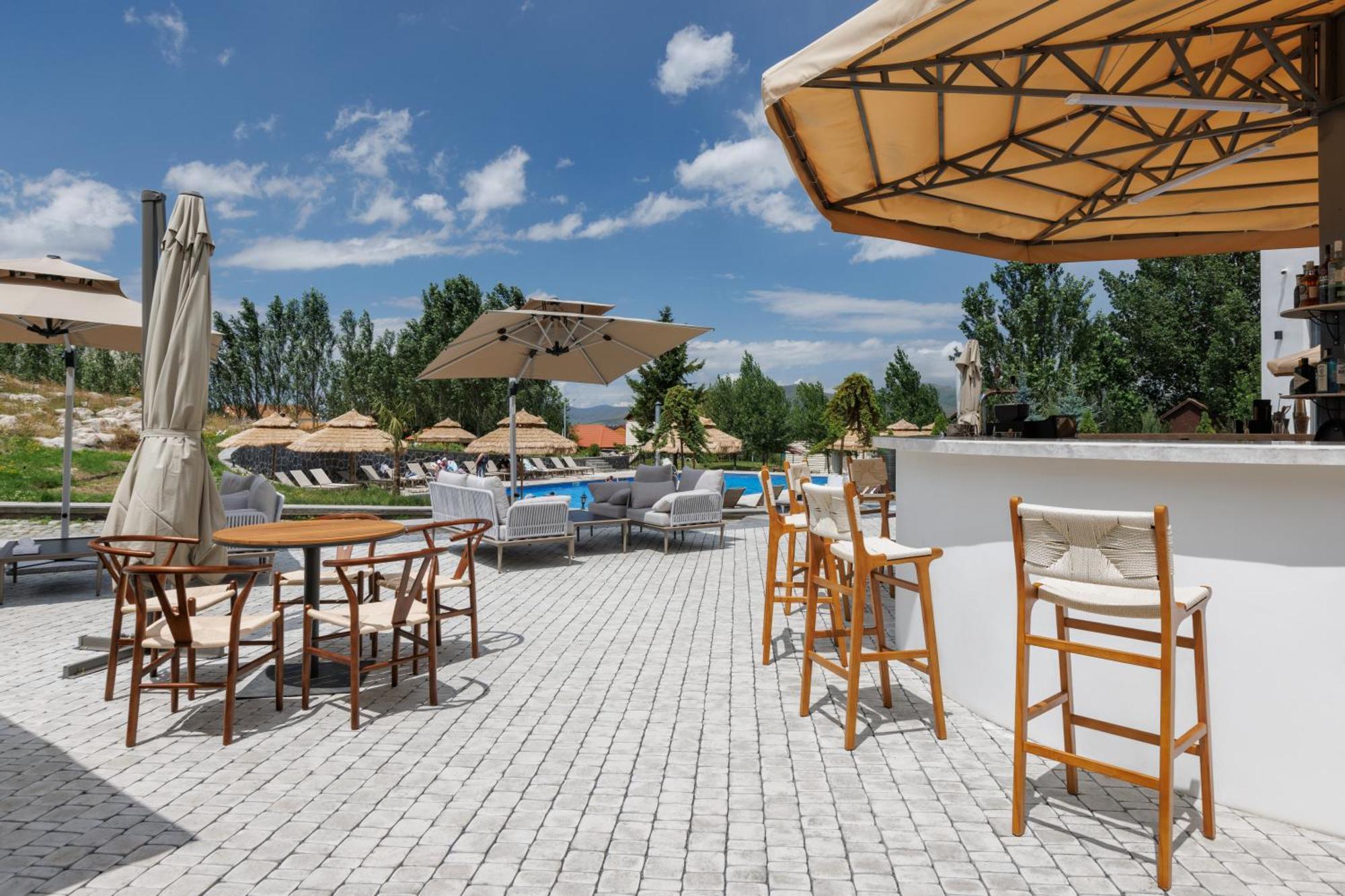 Noy Land Resort Sevan Exterior photo